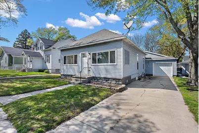 1012 Ireland Avenue, Muskegon, MI 49441 - Photo 2