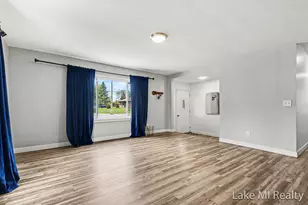 1378 36th St SE, Grand Rapids, MI 49508 - Photo 10