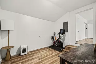 1378 36th St SE, Grand Rapids, MI 49508 - Photo 6