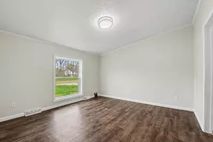 9214 S Cedar Dr, Allendale, MI 49401 - Photo 8