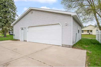 1012 Loudon Street, Big Rapids, MI 49307 - Photo 4