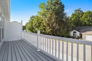 17539 Beechwood Ln, Spring Lake, MI 49456 - Photo 4