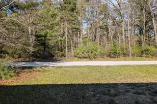 626 W River Rd, Muskegon, MI 49445 - Photo 2