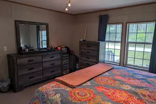 626 W River Rd, Muskegon, MI 49445 - Photo 20