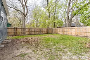 3124 5th St, Muskegon, MI 49444 - Photo 6