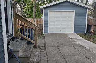 3124 5th St, Muskegon, MI 49444 - Photo 6