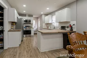 3124 5th St, Muskegon, MI 49444 - Photo 12