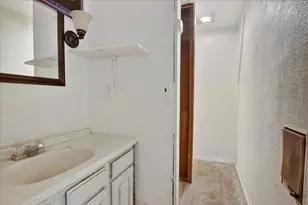 56447 Twin Lakes Rd, Cassopolis, MI 49031 - Photo 26