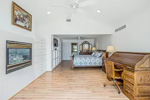 5256 Edgelake Dr, Pinckney, MI 48169 - Photo 58