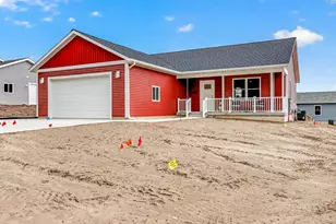 287 Aspen Hill Dr, Shelby, MI 49455 - Photo 2
