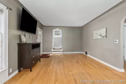 926 Joslin Street SE, Grand Rapids, MI 49507 - Photo 6