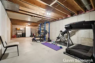 401 Kingwood Dr, Holland, MI 49424 - Photo 26
