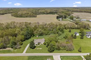 27100 Deerfield Ln, Edwardsburg, MI 49112 - Photo 50