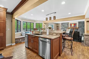 113 Whisperwood Ln, Battle Creek, MI 49015 - Photo 6