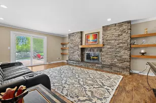 113 Whisperwood Ln, Battle Creek, MI 49015 - Photo 12