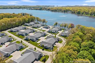 195 Janes View Dr, Holland, MI 49424 - Photo 52