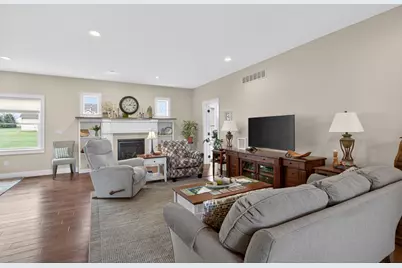 10037 Whitetail Lane, Jackson, MI 49201 - Photo 14