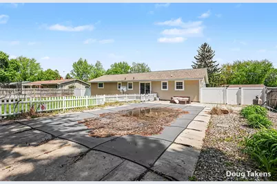 7439 Eastlane Avenue, Jenison, MI 49428 - Photo 4