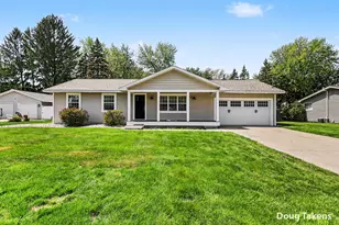 7439 Eastlane Ave, Jenison, MI 49428 - Photo 1