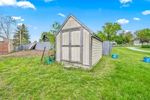 70 Superior St, Hillsdale, MI 49242 - Photo 26
