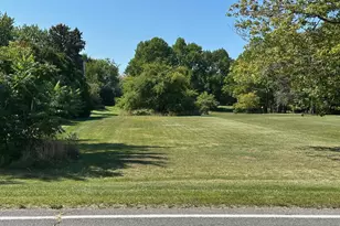 2308 Paw Paw Ave, Benton Harbor, MI 49022 - Photo 1