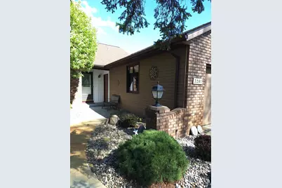 3261 Calvin Court SW, Grandville, MI 49418 - Photo 2