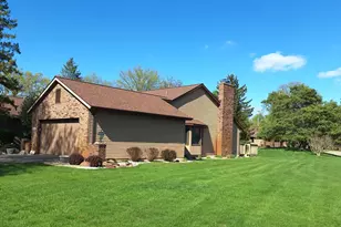 3261 Calvin Ct SW, Grandville, MI 49418 - Photo 4