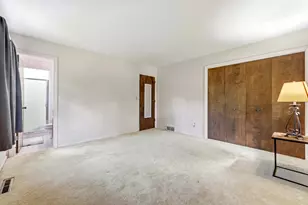 301 Sherman Dr, Marshall, MI 49068 - Photo 12