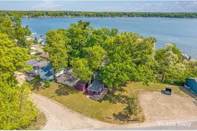 2696 Cottage Drive, Orleans, MI 48865 - Photo 24
