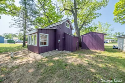 2696 Cottage Drive, Orleans, MI 48865 - Photo 14