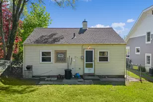 973 Valley Ave NW, Grand Rapids, MI 49504 - Photo 16