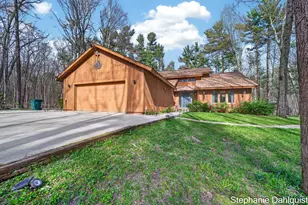 848 Scenic Dr, Muskegon, MI 49445 - Photo 1