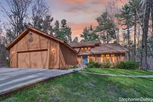 848 Scenic Dr, Muskegon, MI 49445 - Photo 1