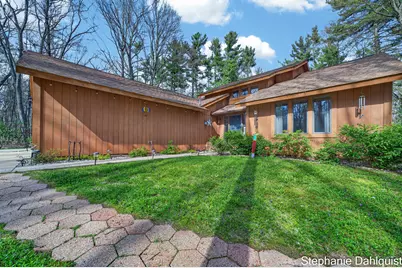 848 Scenic Drive, Muskegon, MI 49445 - Photo 6