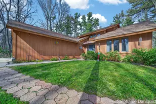 848 Scenic Dr, Muskegon, MI 49445 - Photo 6