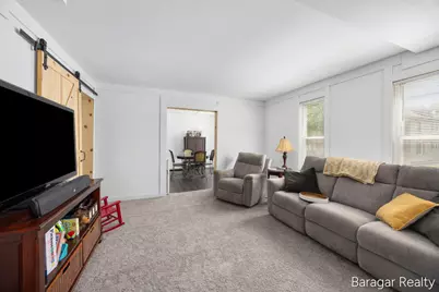 1100 Lincoln Avenue NW, Grand Rapids, MI 49504 - Photo 4