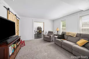 1100 Lincoln Ave NW, Grand Rapids, MI 49504 - Photo 4