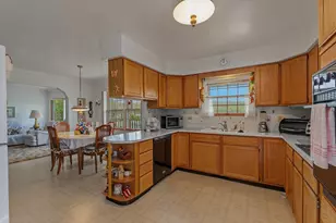 65351 E Peninsula Dr, Cassopolis, MI 49031 - Photo 6