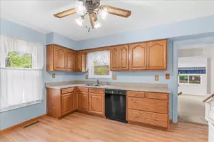 1896 Chestnut St, Holt, MI 48842 - Photo 20