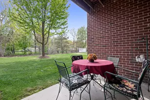 26984 Carrington Pl, Harrison Township, MI 48045 - Photo 14