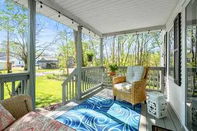 115 E Maple Street, Plainwell, MI 49080 - Photo 2
