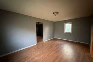 46 Oriole Rd, Pontiac, MI 48341 - Photo 4