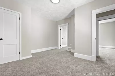 935 Baraga Street NE, Grand Rapids, MI 49503 - Photo 24
