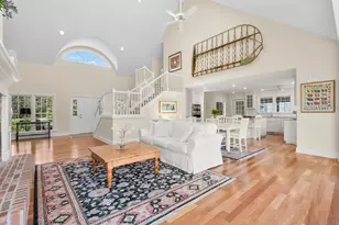 449 S Skyview Dr, Kalamazoo, MI 49009 - Photo 8