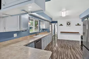 26414 Redfield St, Edwardsburg, MI 49112 - Photo 16