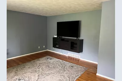 26414 Redfield Street, Edwardsburg, MI 49112 - Photo 2