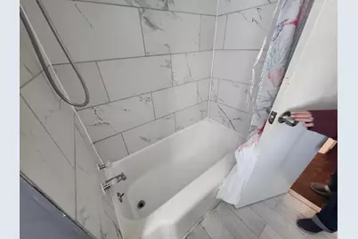 933 S 17th Street, Saginaw, MI 48601 - Photo 10