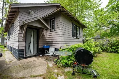 991 Ogden Avenue, Benton Harbor, MI 49022 - Photo 2