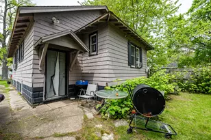 991 Ogden Ave, Benton Harbor, MI 49022 - Photo 2