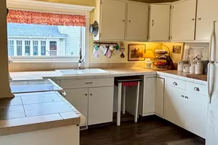 537 W Main St, Fennville, MI 49408 - Photo 10
